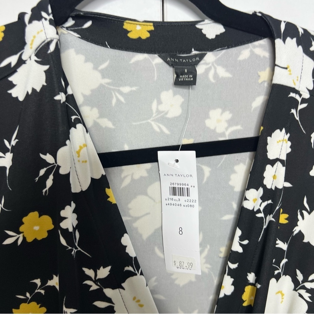NWT Ann Taylor Floral Wrap Dress – Black – Size 8 - Picture 5 of 9